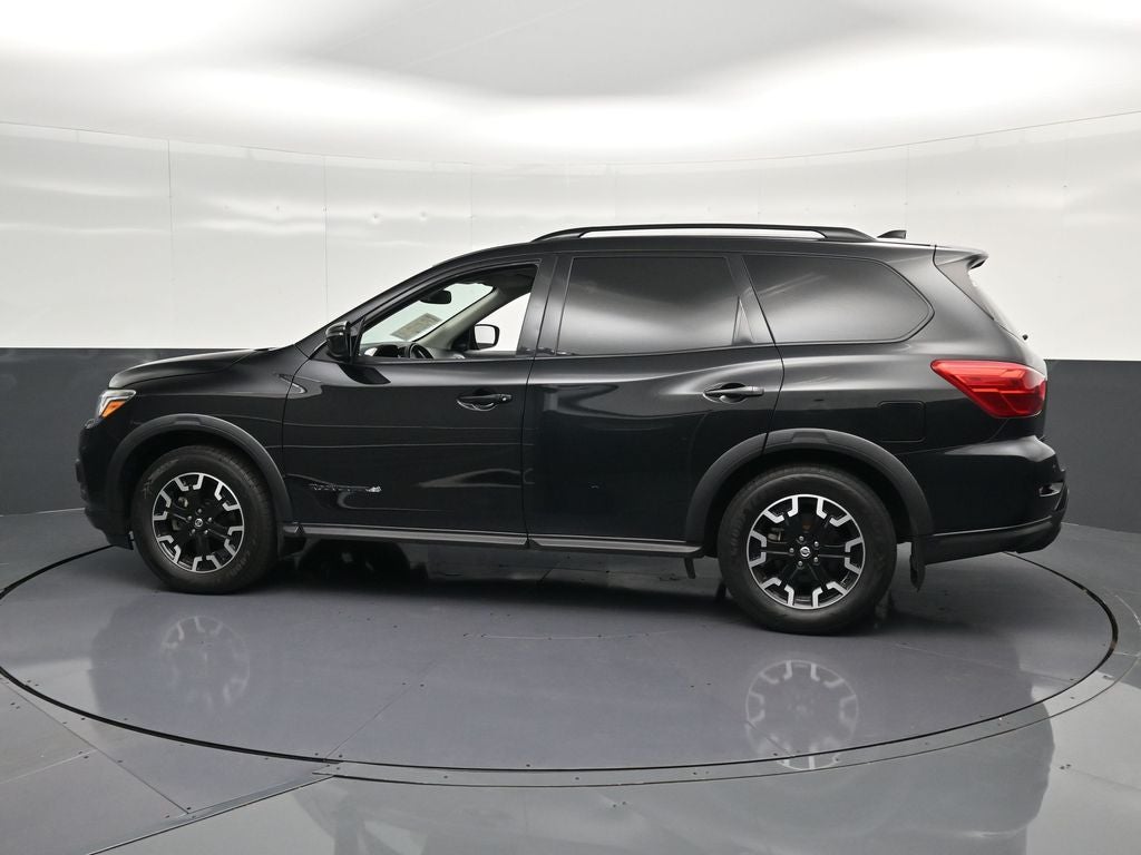 2020 Nissan Pathfinder SV
