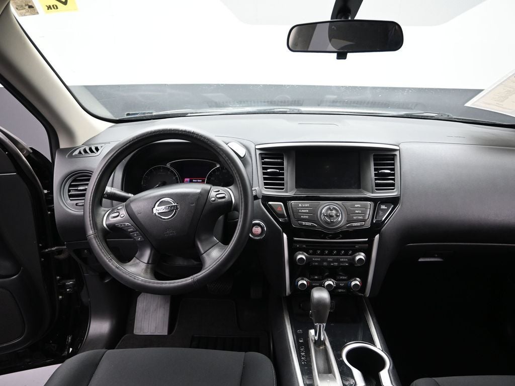 2019 Nissan Pathfinder S