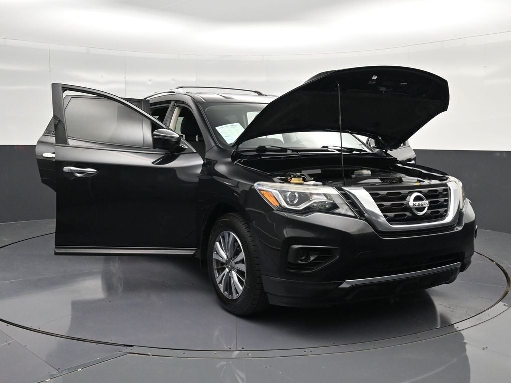 2019 Nissan Pathfinder S