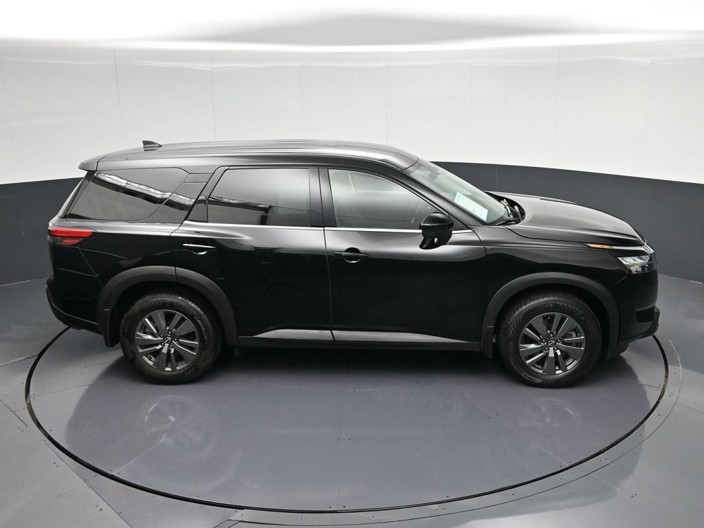 2024 Nissan Pathfinder S