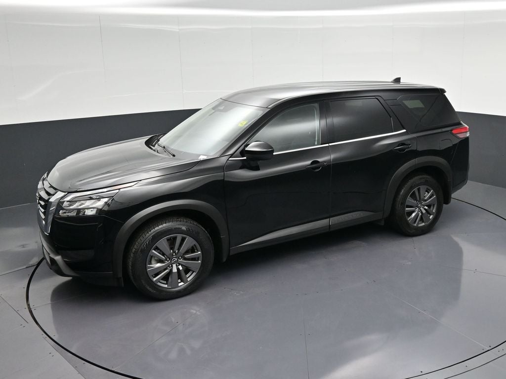 2024 Nissan Pathfinder S