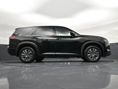 2024 Nissan Pathfinder S