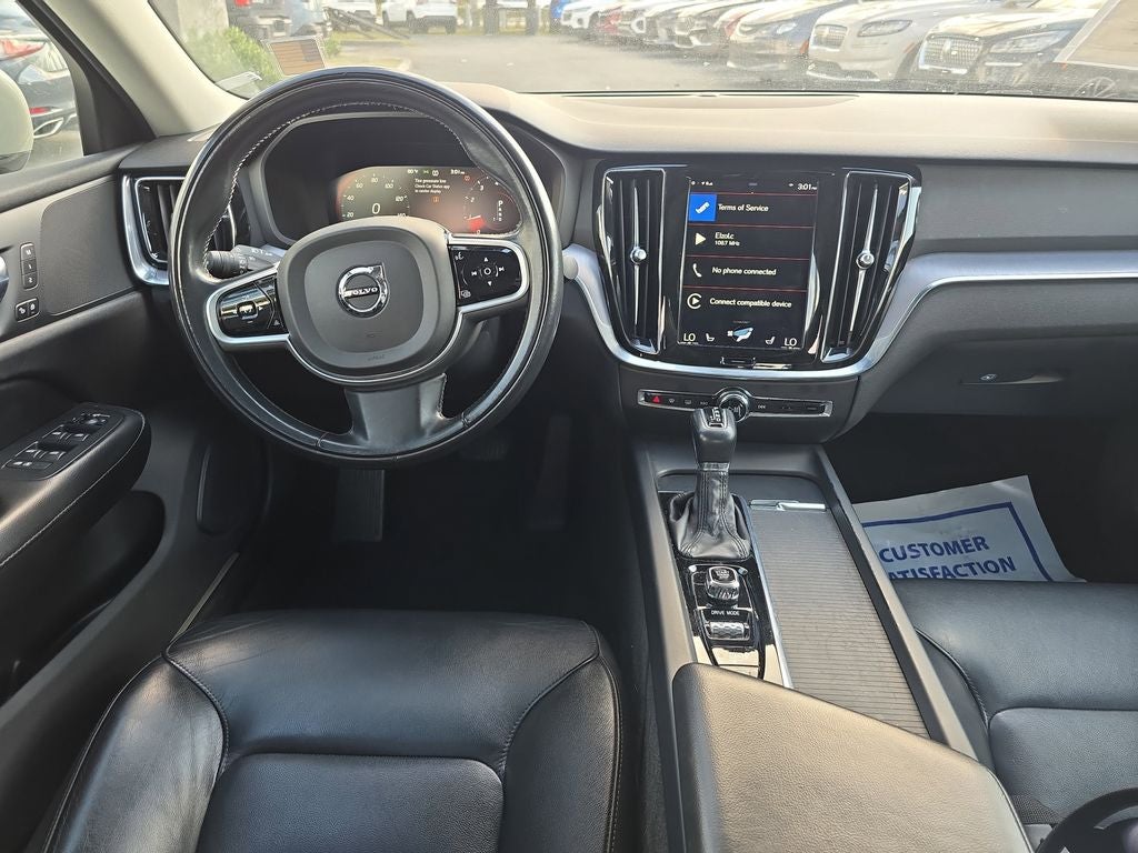 2020 Volvo S60 T5 Momentum