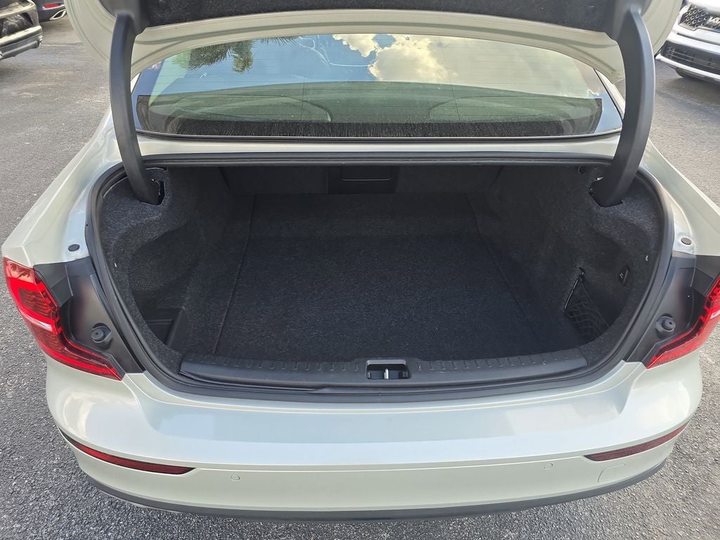 2020 Volvo S60 T5 Momentum