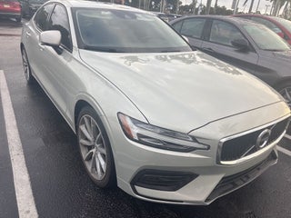 2020 Volvo S60 T5 Momentum