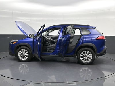 2025 Toyota Corolla Cross LE