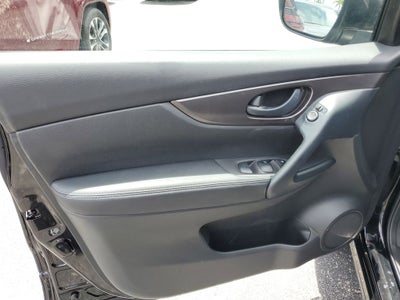 2022 Nissan Rogue Sport S