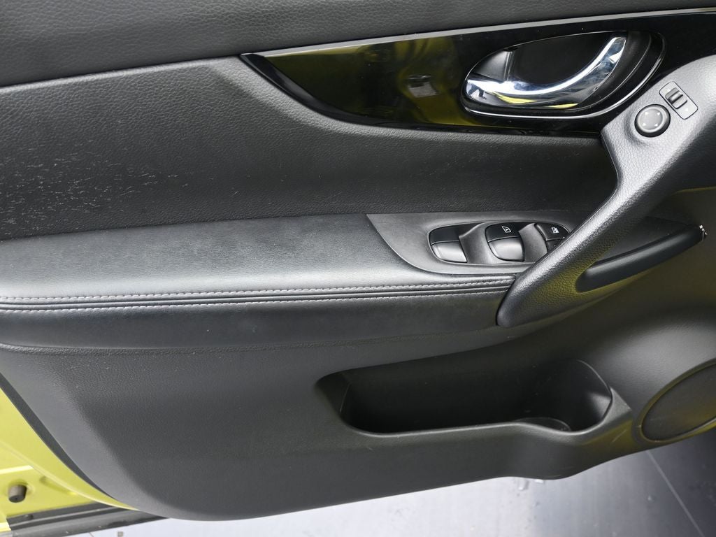 2021 Nissan Rogue Sport SV