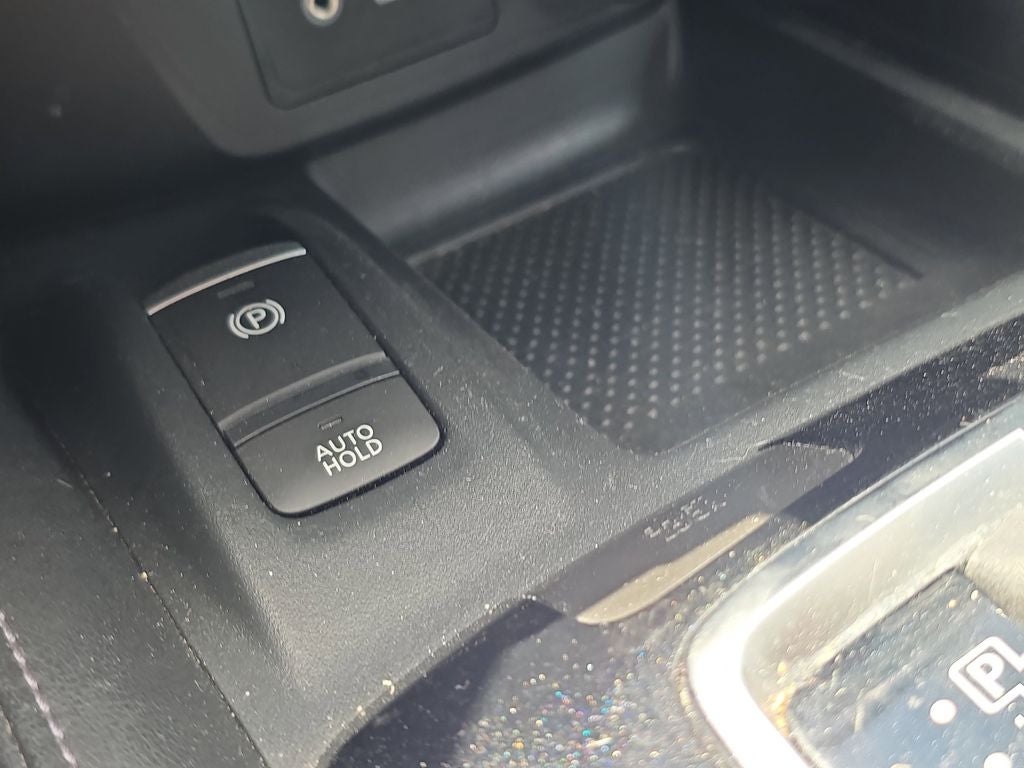 2020 Nissan Rogue Sport SL