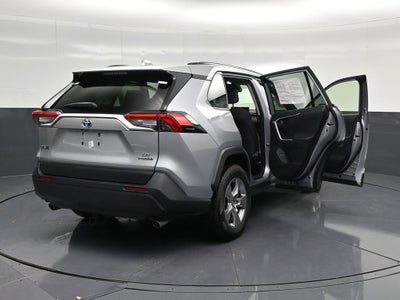 2022 Toyota RAV4 Hybrid LE