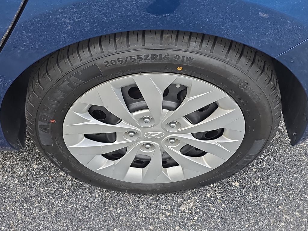 2016 Hyundai Elantra GT Base