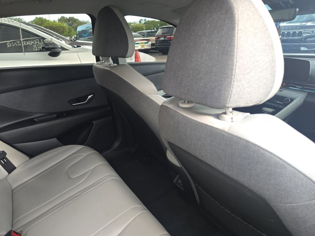 2024 Hyundai Elantra Limited