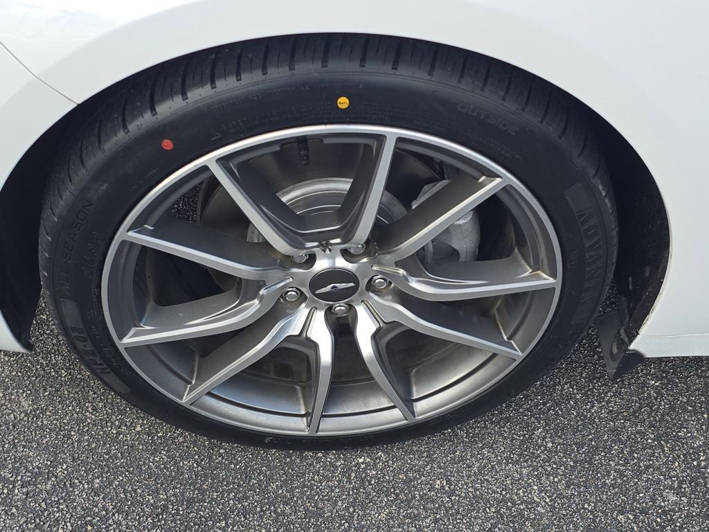 2022 Genesis G70 2.0T