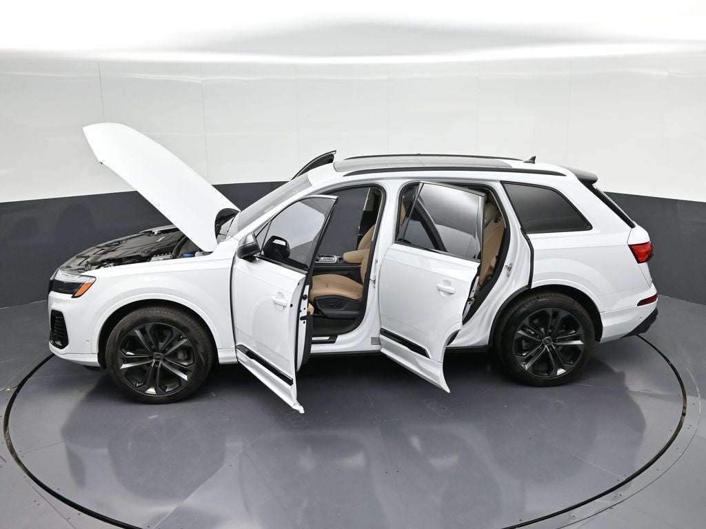2025 Audi Q7 55 Premium Plus quattro