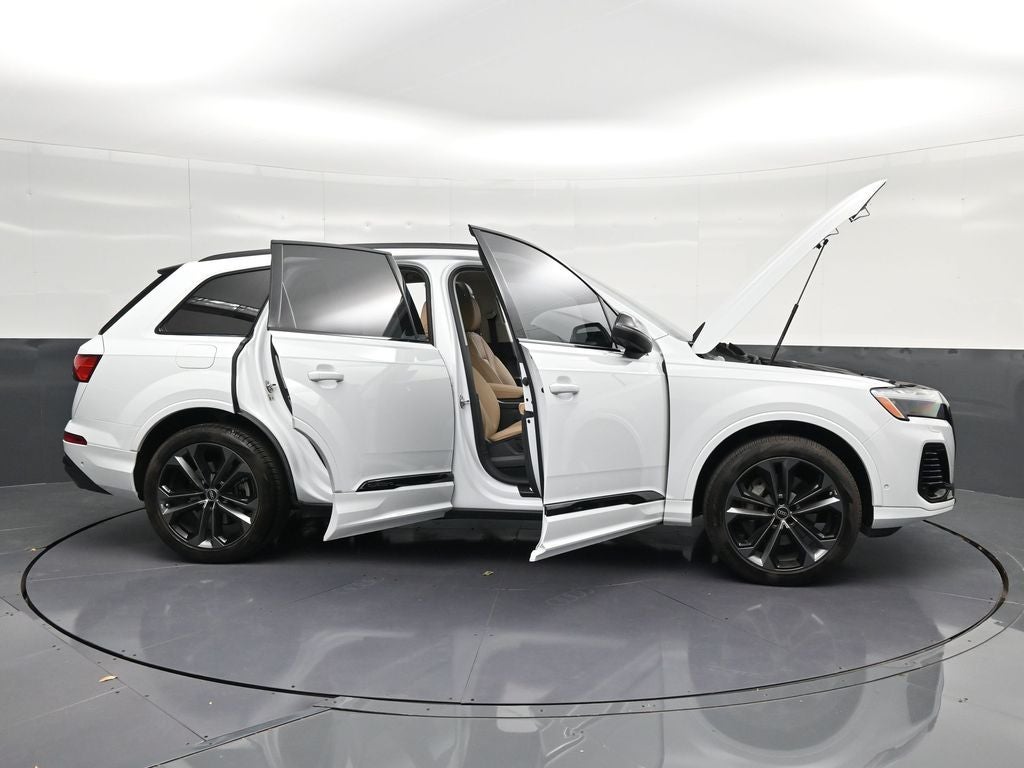 2025 Audi Q7 55 Premium Plus quattro