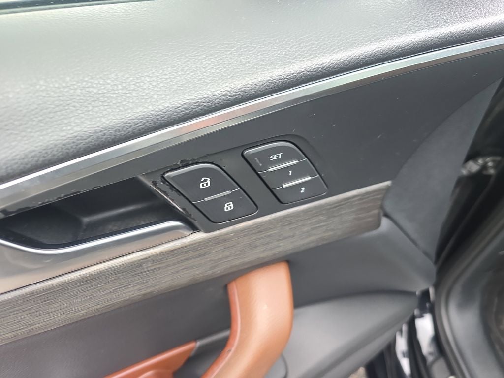 2018 Audi A4 2.0T ultra Premium