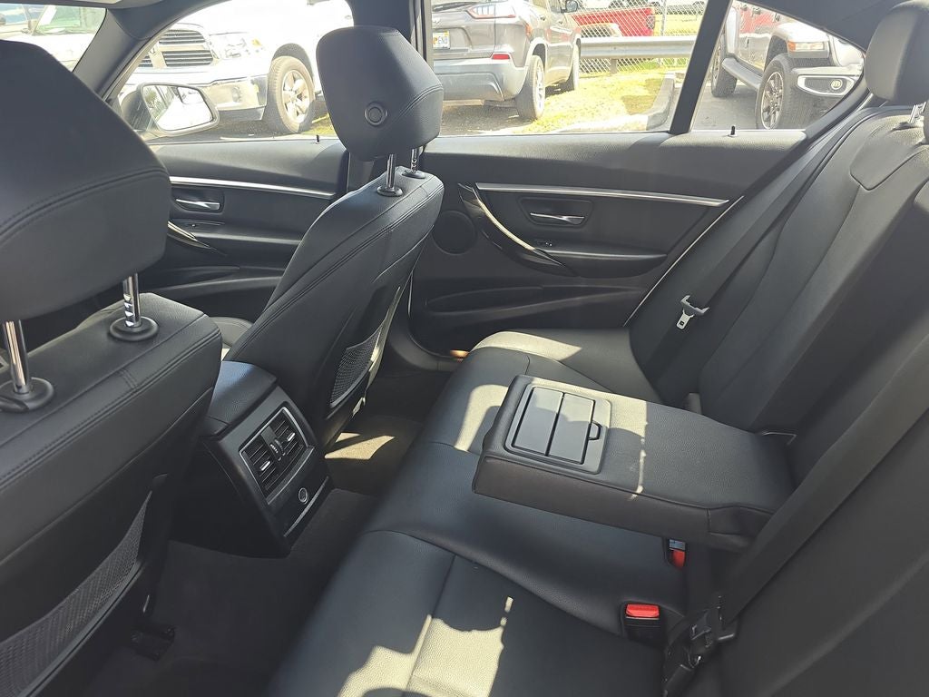 2017 BMW 3 Series 330i