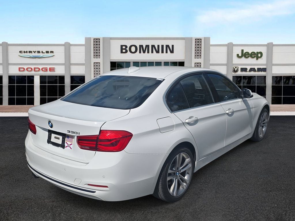2017 BMW 3 Series 330i