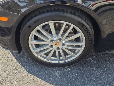 2017 Porsche Panamera 4S