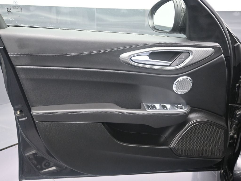 2024 Alfa Romeo Giulia Veloce