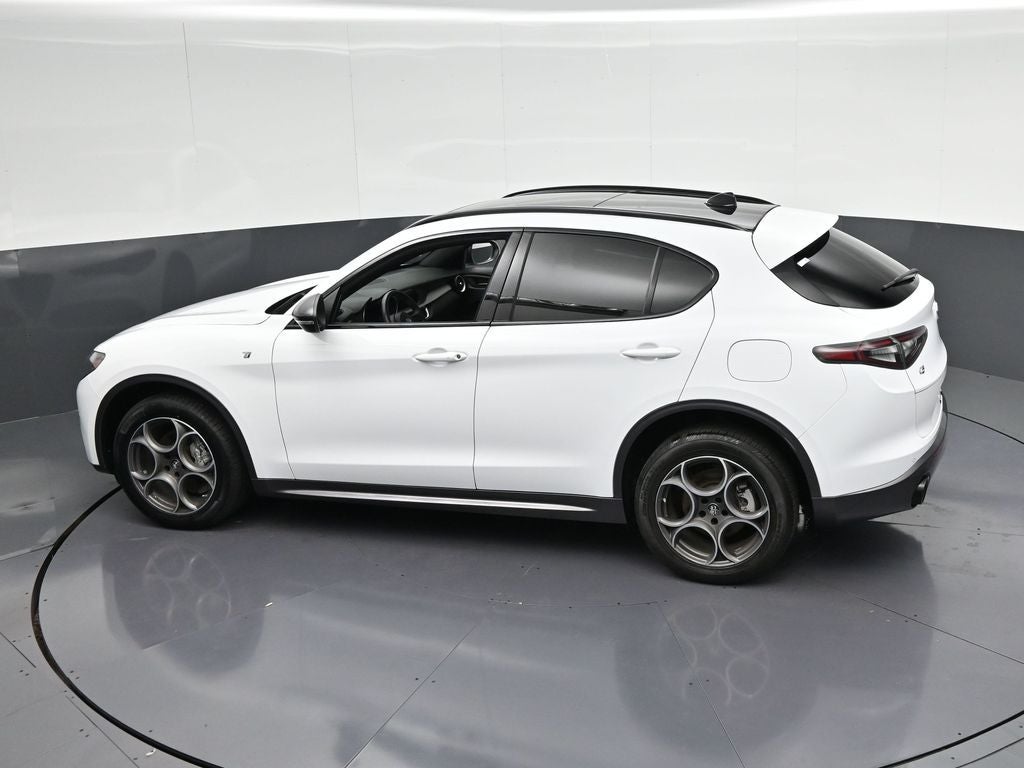 2024 Alfa Romeo Stelvio Ti