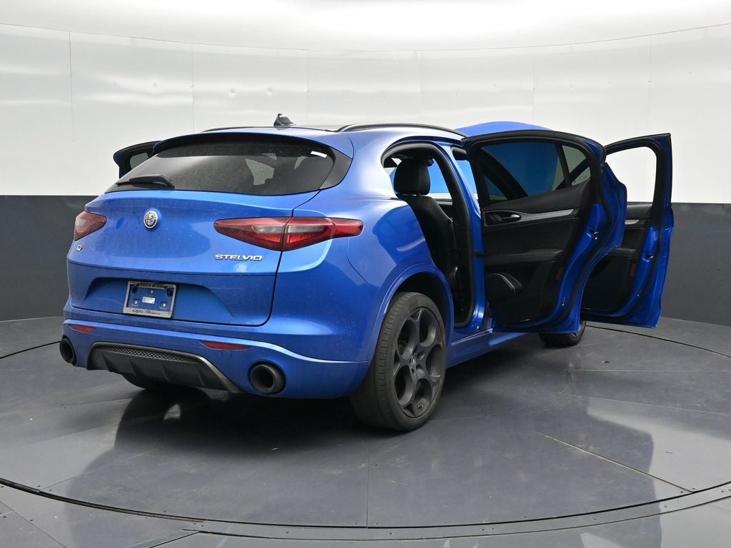2023 Alfa Romeo Stelvio Veloce
