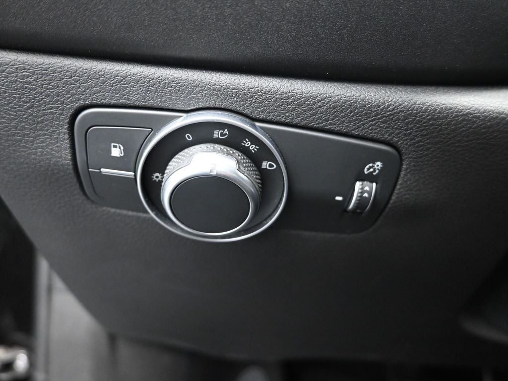 2025 Alfa Romeo Tonale Base