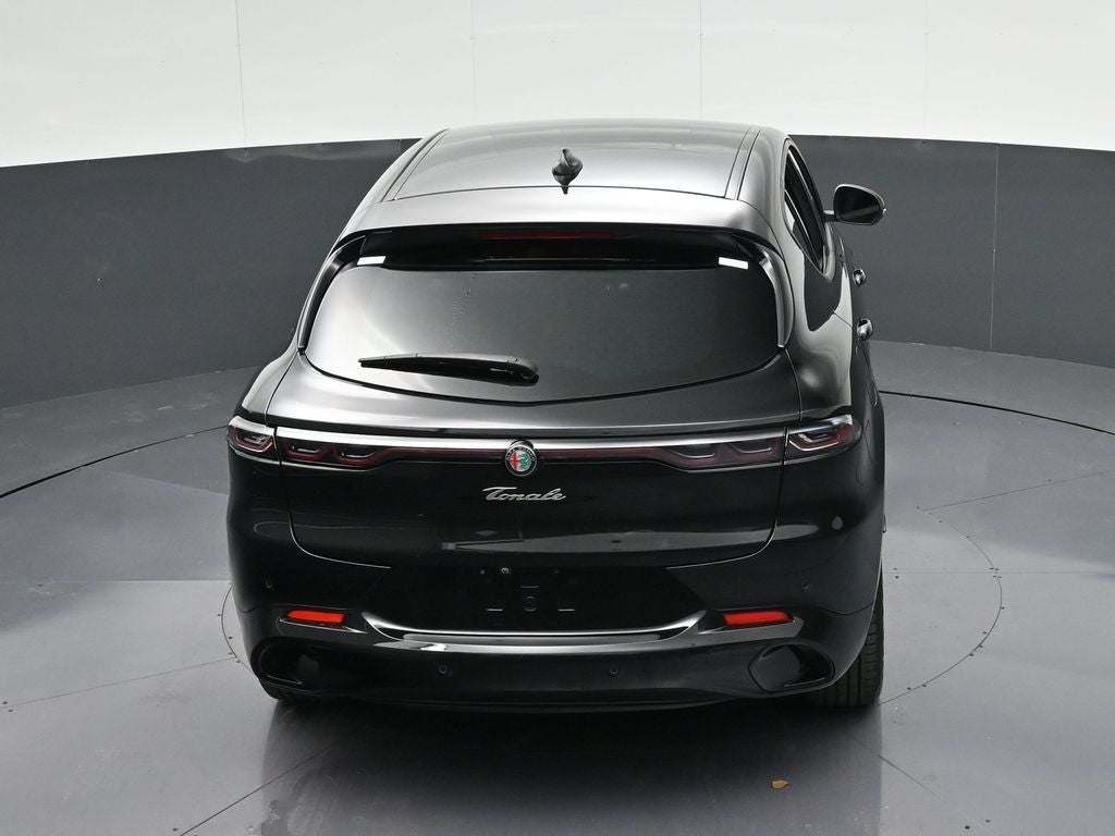 2025 Alfa Romeo Tonale Base