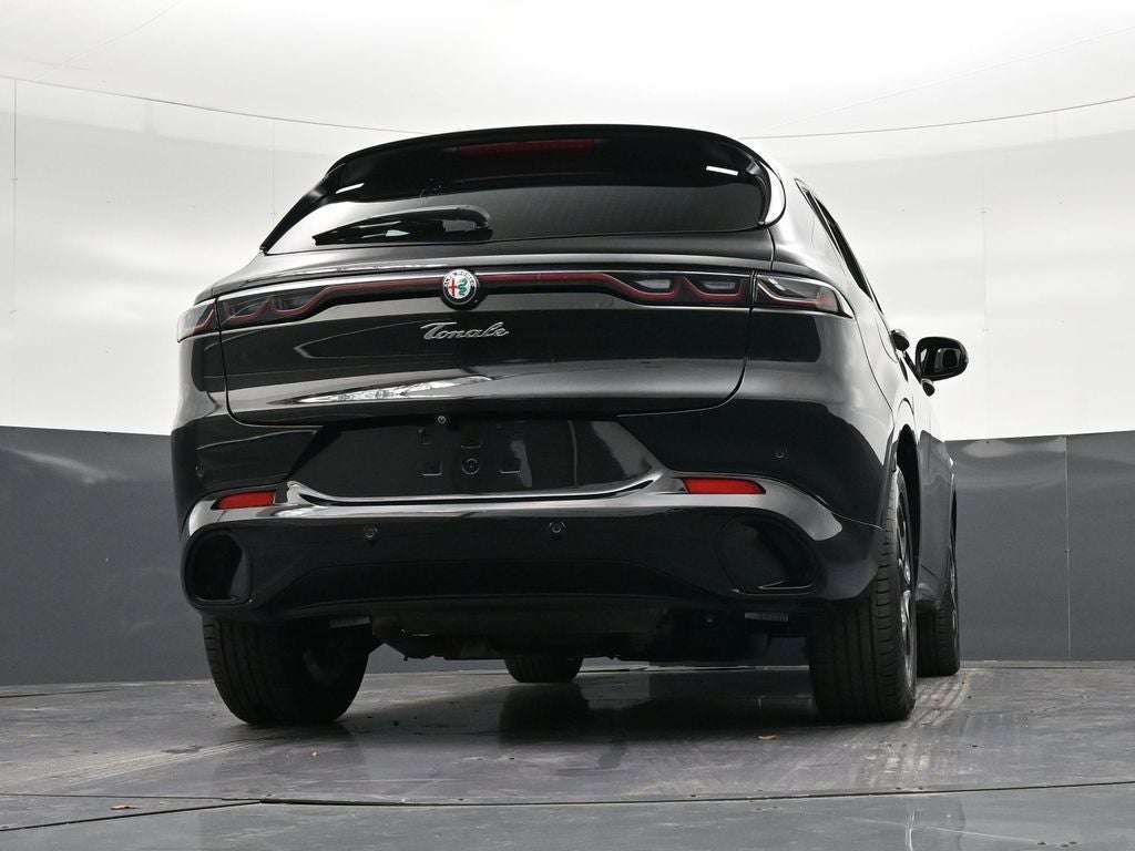 2025 Alfa Romeo Tonale Base