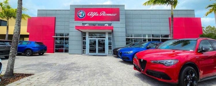 Bomnin Alfa Romeo & Fiat dealership in Miami